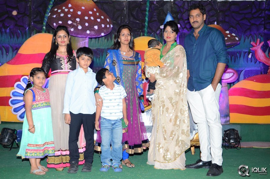 Ajay-Son-Dheeran-1st-Birthday-Celebrations-2014